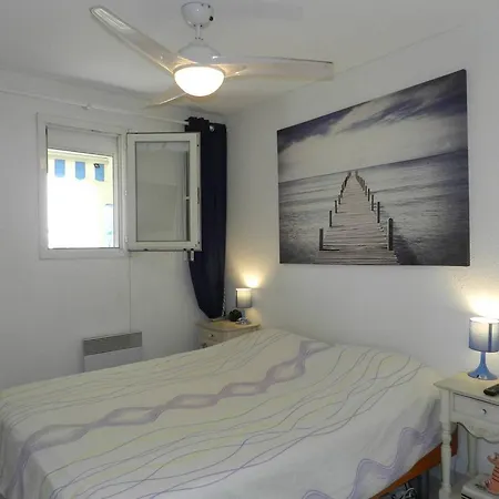 Appartement 2 Pièces Avec Piscine Et Parking, Le Lavandou - Fr-1-251-889 Le Lavandou